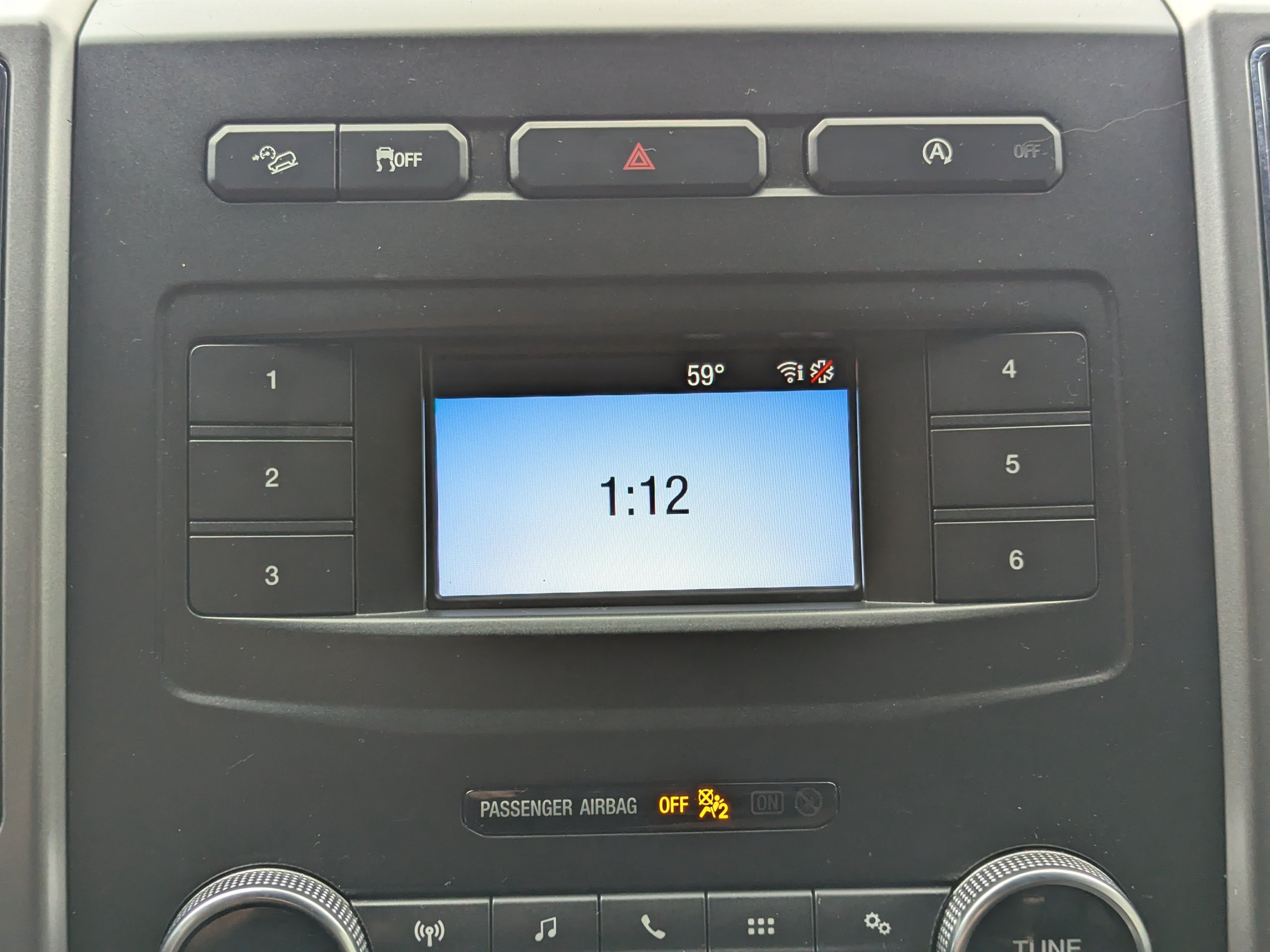 Used 2018 Ford Expedition Max XLT w/ Equipment Group 201A AWD/4WD image 17