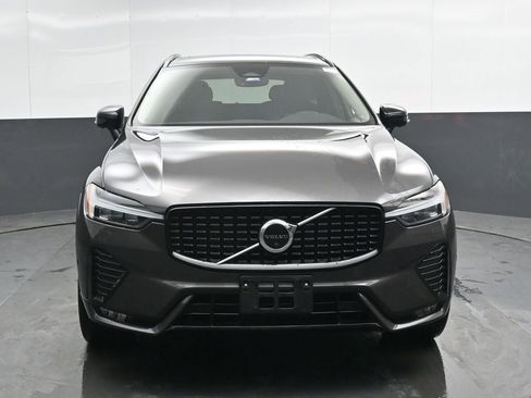 Certified 2023 Volvo XC60 B5 Plus w/ Climate Package AWD/4WD image 5