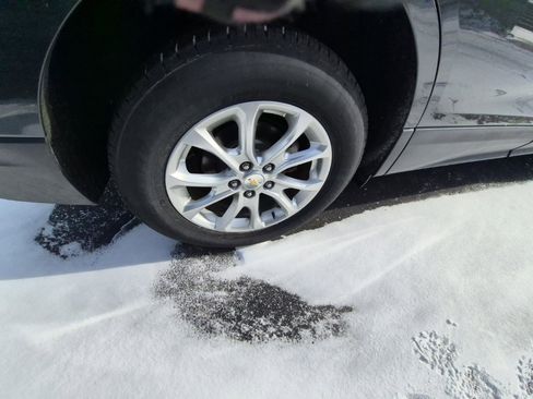 Used 2020 Chevrolet Equinox LT image 9