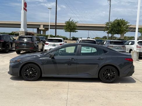 Used 2026 Toyota Camry SE w/ Multimedia Upgrade Package FWD image 6