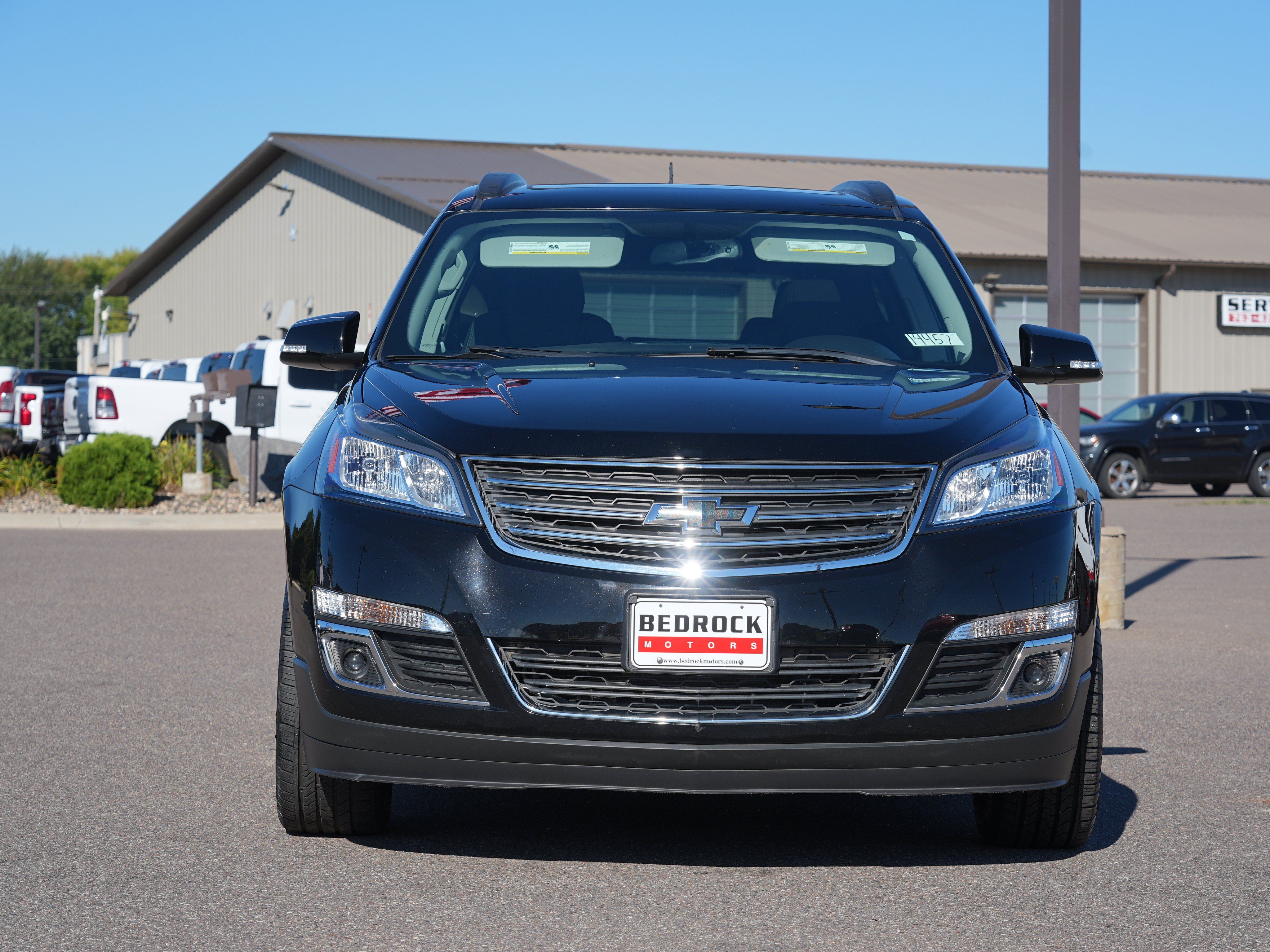 Used 2017 Chevrolet Traverse LT w/ Graphite Special Edition AWD/4WD image 8