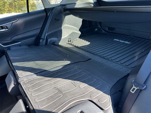 Used 2024 Toyota RAV4 XLE image 18