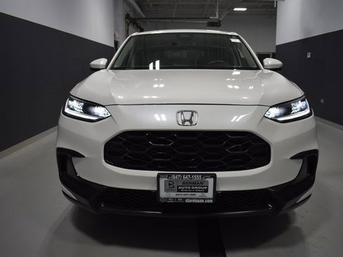 Used 2025 Honda HR-V LX image 6