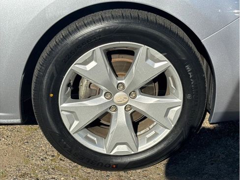 Used 2023 Subaru Impreza 2.0i image 10