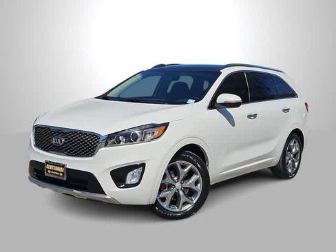 Used 2017 Kia Sorento SX image 1