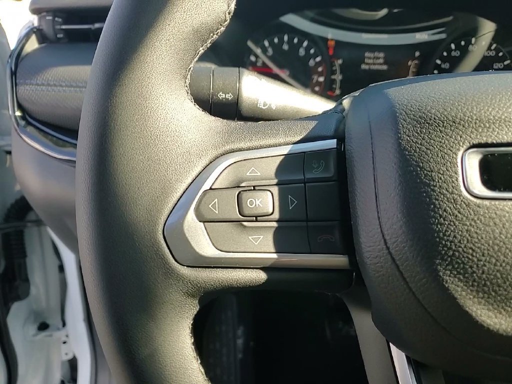 New 2026 Jeep Compass Latitude AWD/4WD image 24