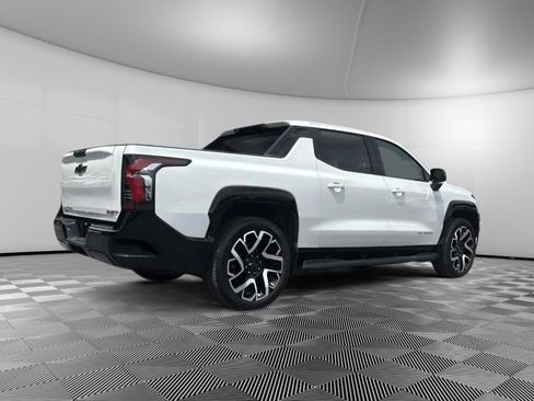 Used 2024 Chevrolet Silverado EV RST image 4