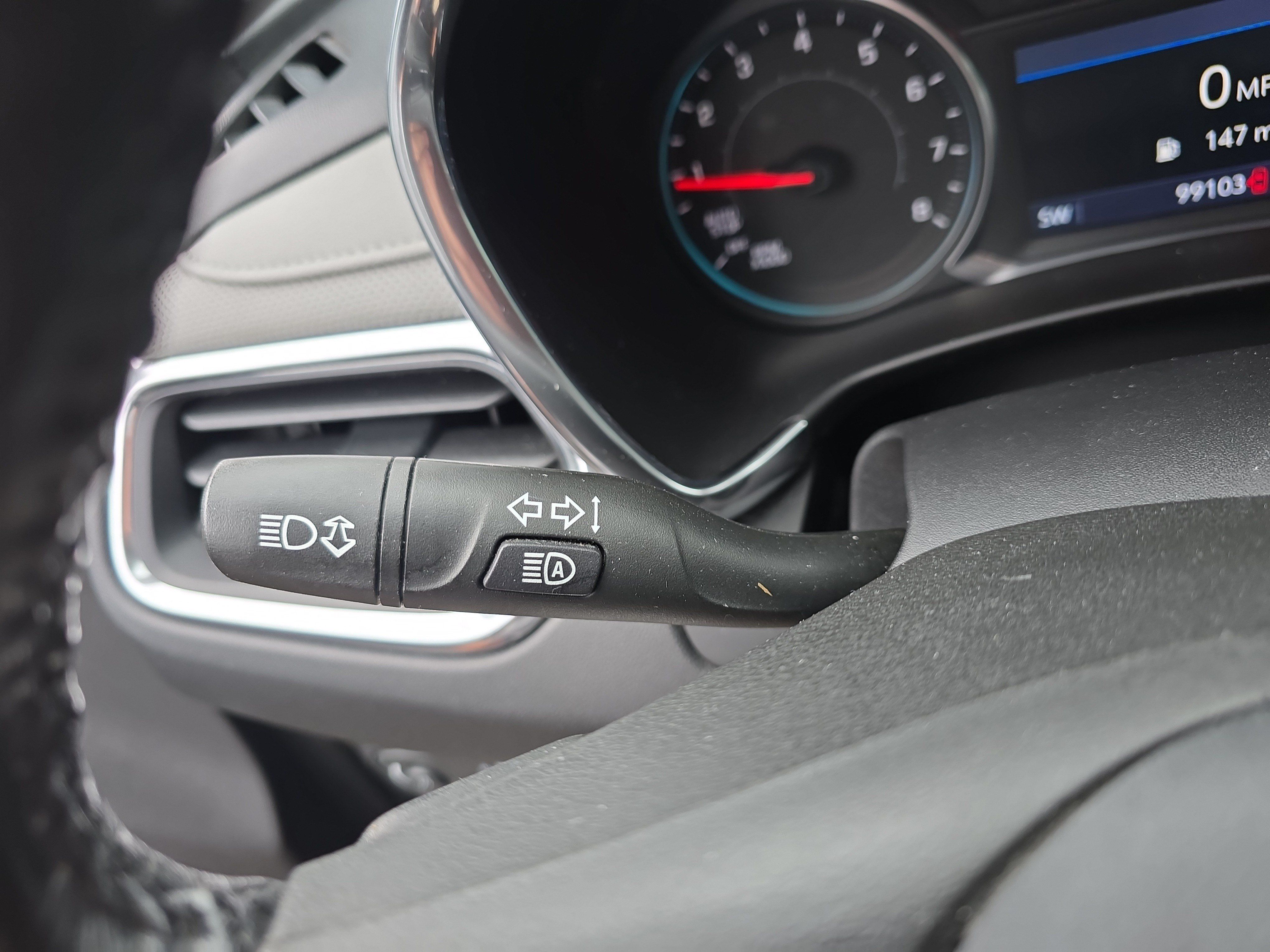 Used 2019 Chevrolet Equinox Premier AWD/4WD image 19