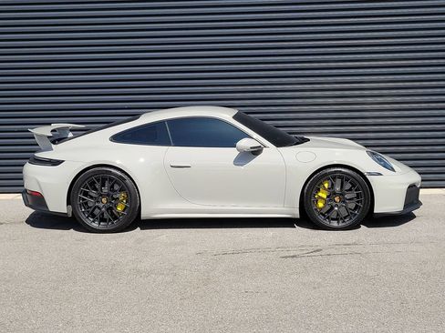 Certified 2025 Porsche 911 Carrera GTS RWD image 8