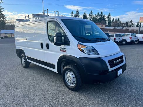 Used 2022 RAM ProMaster 2500 image 3