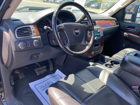 Used 2007 Chevrolet Silverado 2500 LTZ w/ Safety Package AWD/4WD image 4