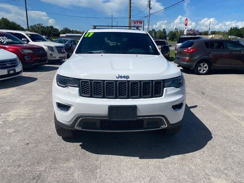 Used 2017 Jeep Grand Cherokee Limited w/ Luxury Group II AWD/4WD image 3