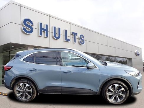 Certified 2023 Ford Escape Platinum image 4