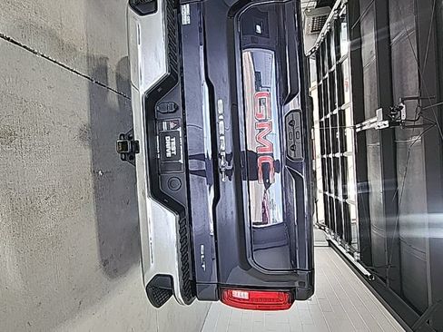 Used 2025 GMC Sierra 1500 SLT AWD/4WD image 14