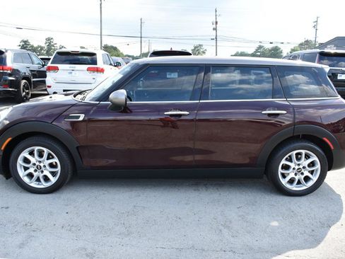 Used 2017 MINI Cooper Clubman FWD image 9