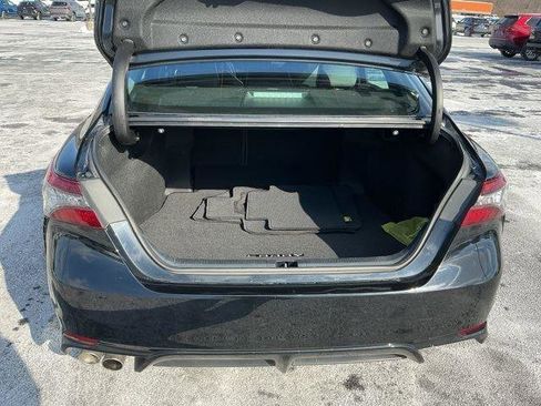 Used 2022 Toyota Camry XSE w/ Cold Weather Package image 28