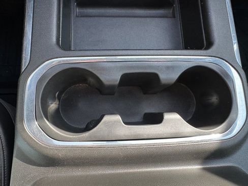 Used 2020 Chevrolet Silverado 2500 LTZ w/ LTZ Convenience Package image 22