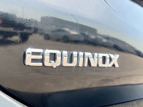 Used 2022 Chevrolet Equinox LT AWD/4WD image 13