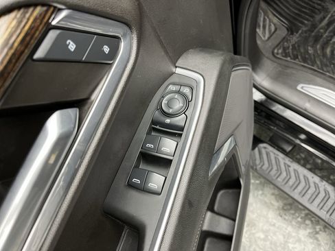 Certified 2024 GMC Sierra 1500 Elevation AWD/4WD image 10