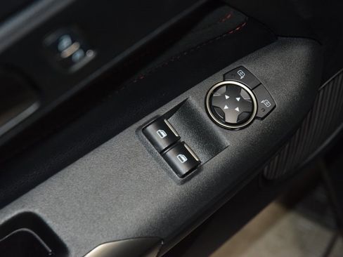 Used 2017 Ford Mustang Shelby GT350R w/ GT350R Equipment Group 920A image 45