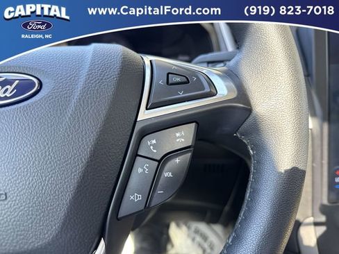 Used 2022 Ford Edge SEL w/ Convenience Package image 23