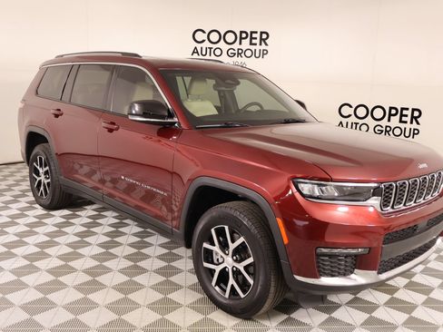 Used 2023 Jeep Grand Cherokee L Limited RWD image 1