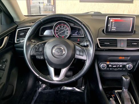 Used 2015 MAZDA MAZDA3 i Touring w/ Technology Package image 5