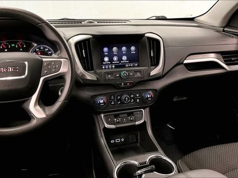 Used 2023 GMC Terrain SLE w/ Driver Convenience Package FWD image 7