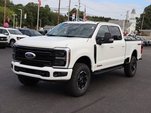 New 2026 Ford F250 Platinum w/ Tremor Off-Road Package image 17