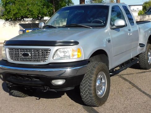 Used 2001 Ford F150 2WD SuperCab image 2