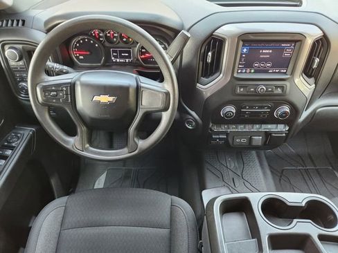Used 2024 Chevrolet Silverado 2500 Custom w/ Custom Value Package AWD/4WD image 27