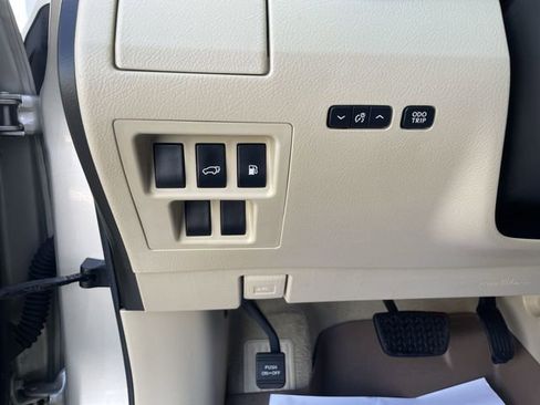 Used 2011 Lexus RX 350 AWD w/ Premium Pkg image 21