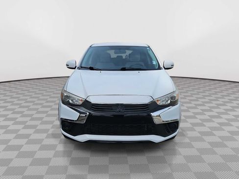Used 2019 Mitsubishi Outlander Sport LE image 3