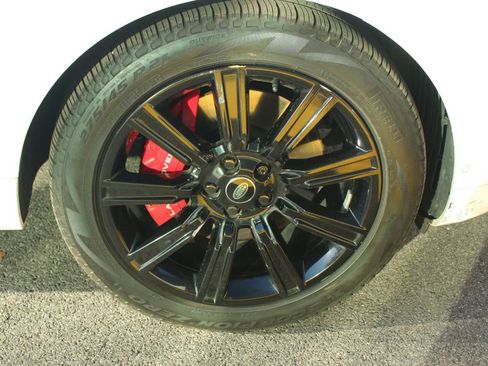 Used 2022 Land Rover Range Rover Sport HST image 9