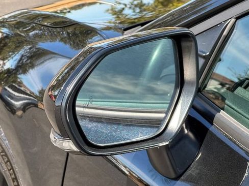 Used 2025 Toyota Camry SE FWD image 54