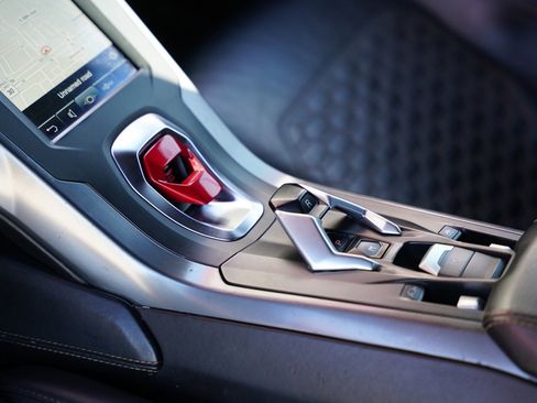 Used 2022 Lamborghini Huracan EVO image 14