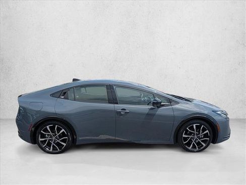 Used 2024 Toyota Prius Prime Premium w/ Advanced Technology Package FWD image 4