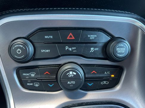 Used 2022 Dodge Challenger R/T image 28