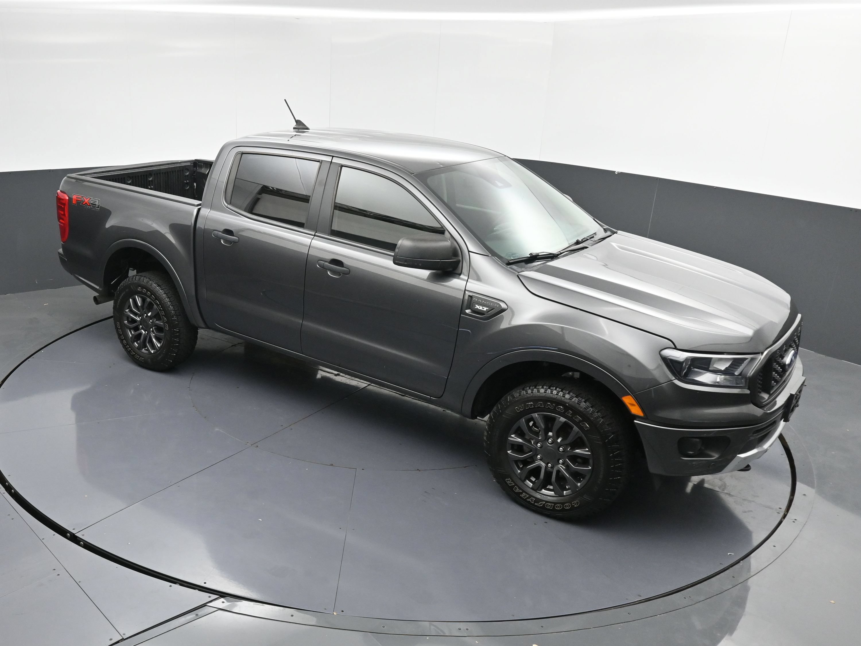 Used 2020 Ford Ranger XLT w/ Equipment Group 302A Luxury AWD/4WD image 32