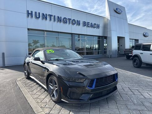 Used 2025 Ford Mustang GT Premium image 1