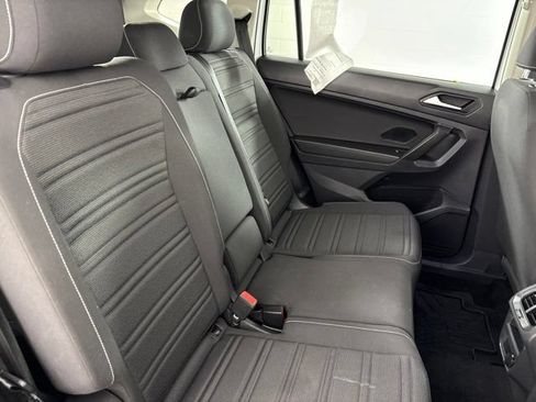 Used 2022 Volkswagen Tiguan S FWD image 38