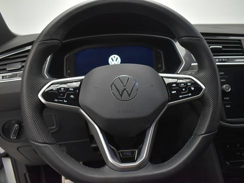 Used 2024 Volkswagen Tiguan SEL R-Line AWD/4WD image 18