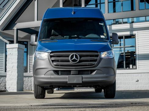 Used 2026 Mercedes-Benz Sprinter 2500 image 5