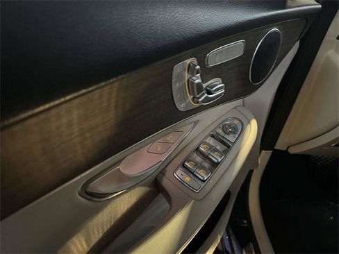 Certified 2022 Mercedes-Benz GLC 300 4MATIC image 16