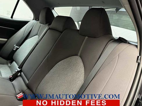 Used 2023 Toyota Camry LE image 15