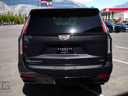 Used 2023 Cadillac Escalade ESV Sport w/ Touring Package AWD/4WD image 14
