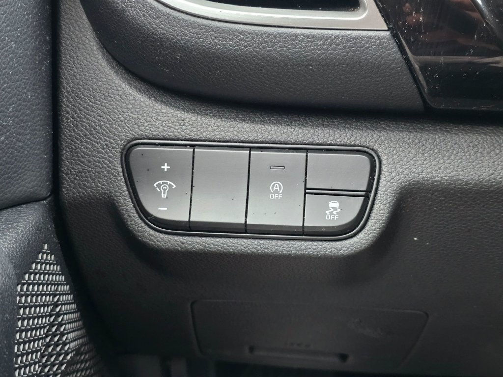 Used 2024 Kia Seltos S FWD image 17