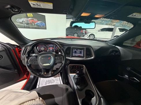 Used 2020 Dodge Challenger R/T w/ Blacktop Package RWD image 18