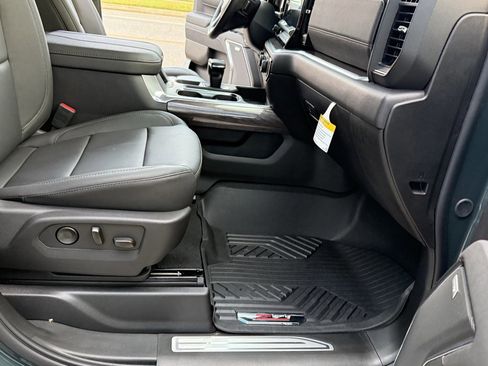 New 2026 Chevrolet Silverado 1500 LTZ w/ Z71 Off-Road Package image 37