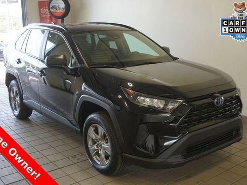 Used 2022 Toyota RAV4 LE AWD/4WD image 1
